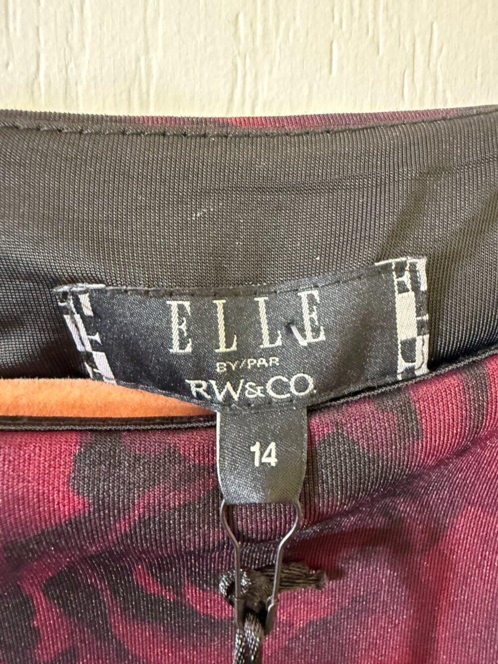 NWT RW&CO Elle Burgundy Rose Fit And Flare Dress Size 14 - Picture 4 of 5
